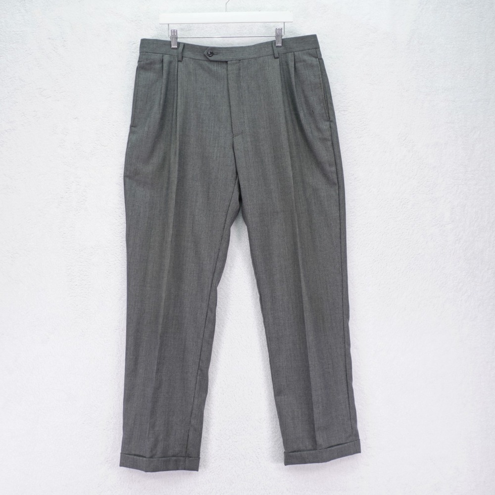 Jos A Bank Wool Dress Pants Gray Black Check Pleated Cuffed High Rise 38 /‎ 33